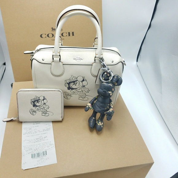 ✔SOLD Coach Disney x MINNIE - Picture 6 of 8